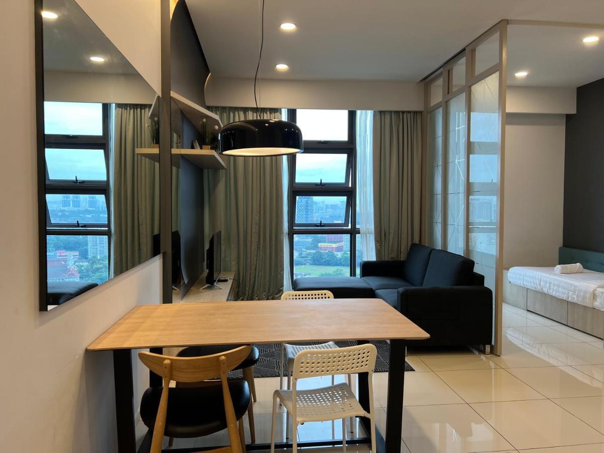Infini Suites@ The Robertson Bukit Bintang Apartment *