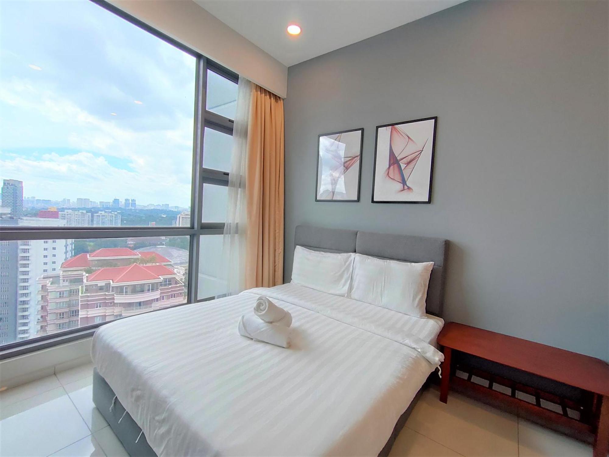 Infini Suites@ The Robertson Bukit Bintang Apartment *